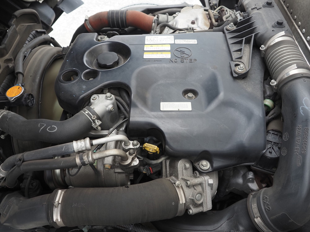 いすゞ エルフ バン車 小型 TRG-NMR85N 年式 H29[写真33]