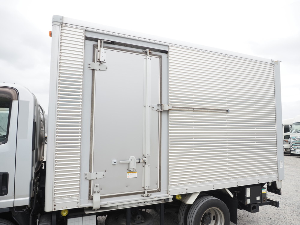 いすゞ エルフ バン車 小型 TRG-NMR85N 年式 H29[写真10]