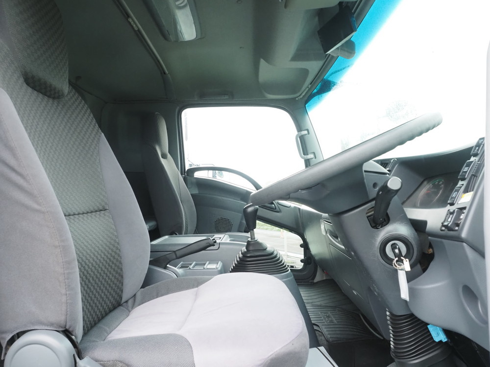 いすゞ フォワード ウイング車 中型 2RG-FRR90T2 年式 H30[写真36]