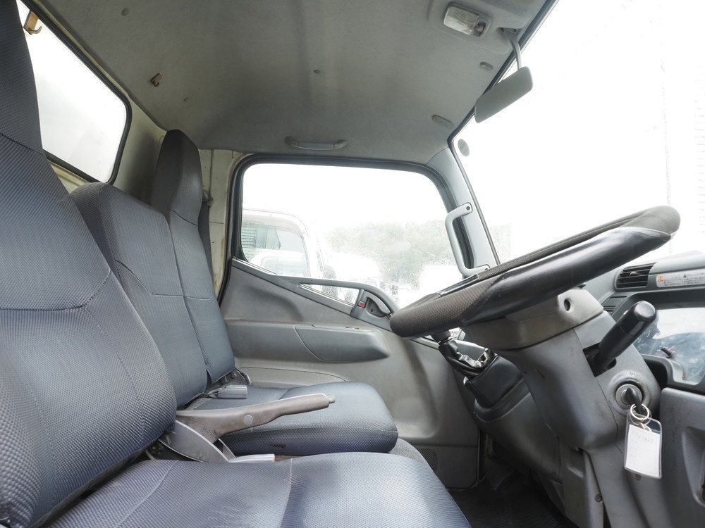 三菱ふそう キャンター バン車 小型 PDG-FE74DV 年式 H21[写真18]