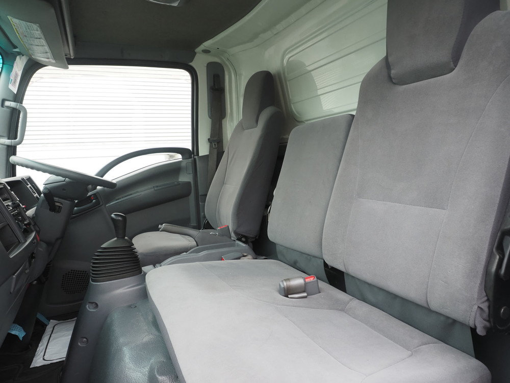 いすゞ エルフ バン車 小型 SKG-NPR85AN 年式 H24[写真26]
