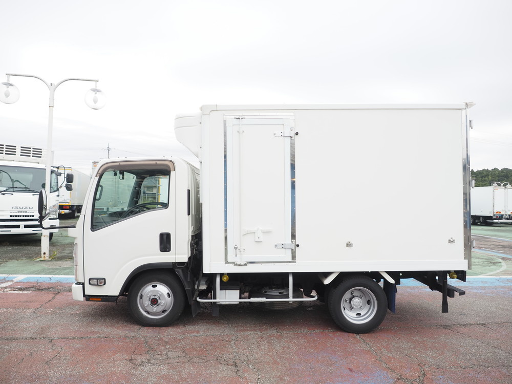 いすゞ エルフ 冷凍バン 小型 TRG-NLS85AN 年式 R1[写真11]