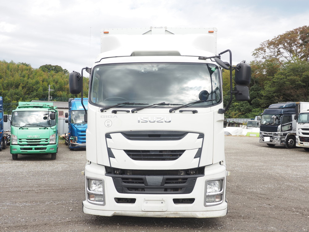 いすゞ ギガ ウイング車 大型 QPG-CYJ77B 年式 H28[写真04]