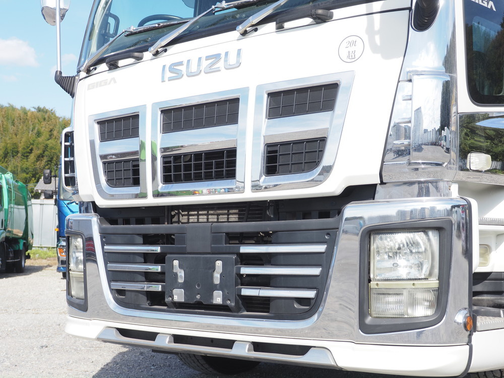 いすゞ ギガ ウイング車 大型 QKG-CYL77A 年式 H27[写真08]