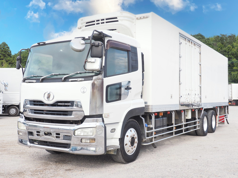 UDトラックス クオン 冷凍バン 大型 PKG-CD4ZA 年式 H21[写真02]