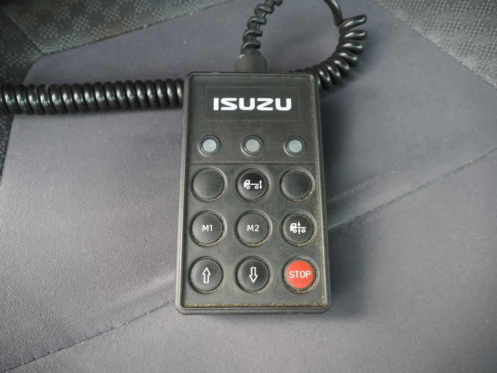 いすゞ フォワード バン車 中増t QPG-FTR34T2 年式 H29[写真34]