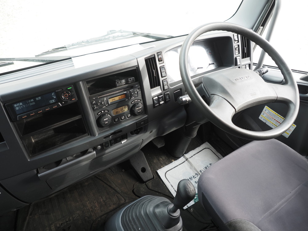 いすゞ フォワード バン車 中増t QPG-FTR34T2 年式 H29[写真31]