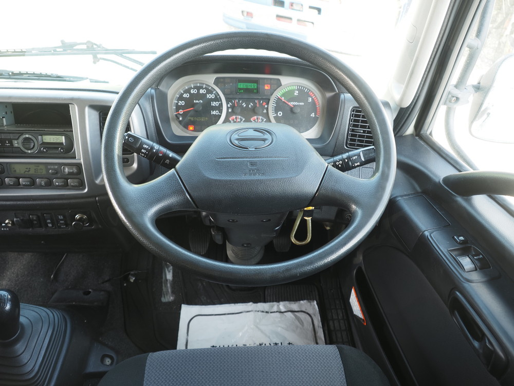 日野 レンジャープロ 冷凍バン 中型 TKG-FC9JKAG 年式 H29[写真27]