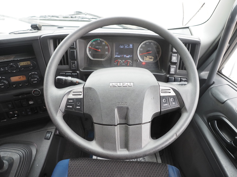 いすゞ ギガ 冷凍バン 大型 QKG-CYJ77BA 年式 H28[写真31]