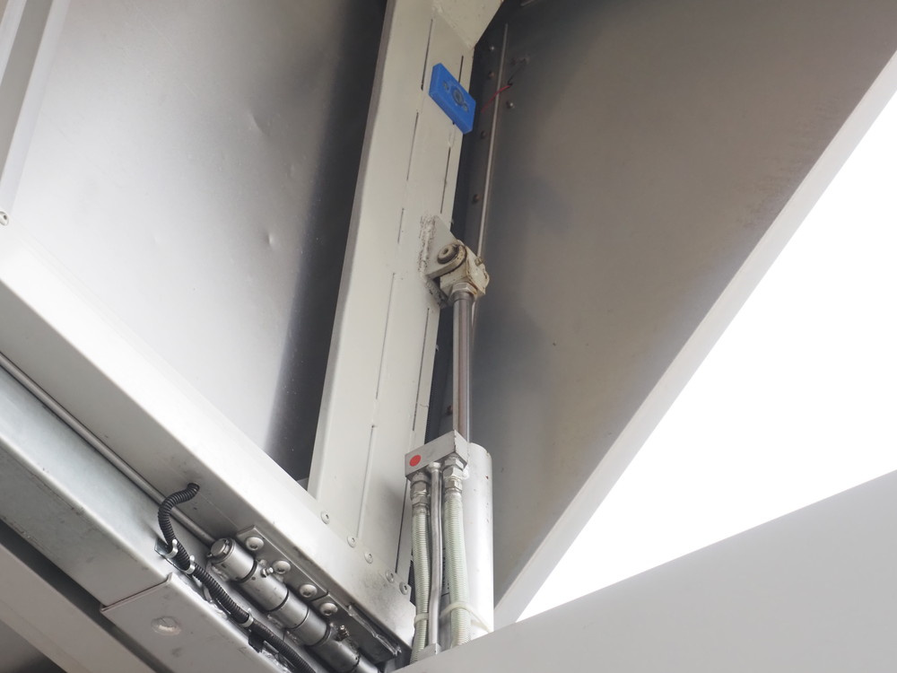 日野 レンジャープロ ウイング車 中型 TKG-FD7JLAG 年式 H27[写真16]