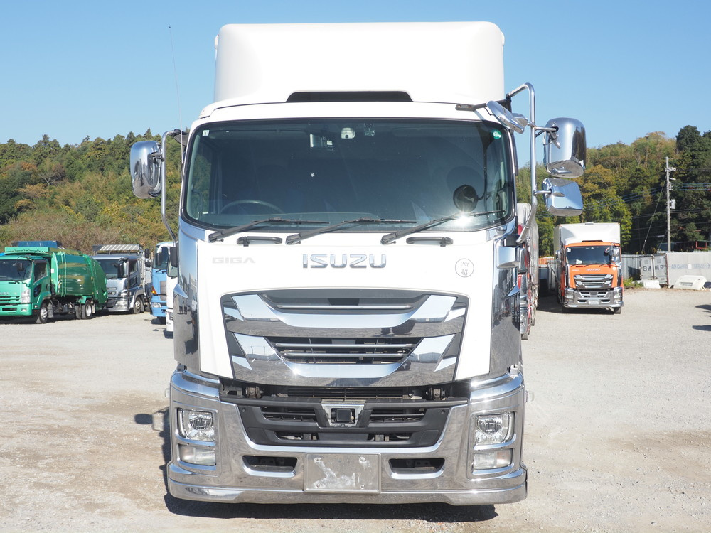 いすゞ ギガ ウイング車 大型 2PG-CYJ77C 年式 H29[写真03]