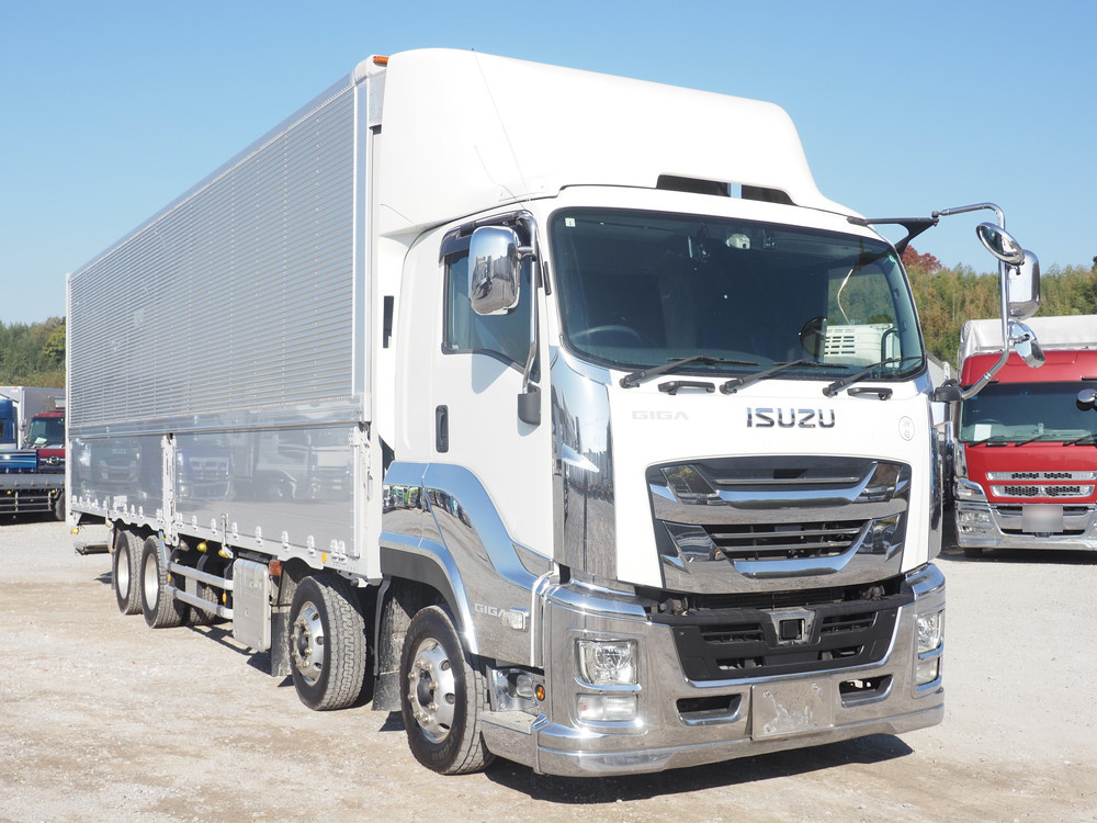 いすゞ ギガ ウイング車 大型 2PG-CYJ77C 年式 H29[写真04]