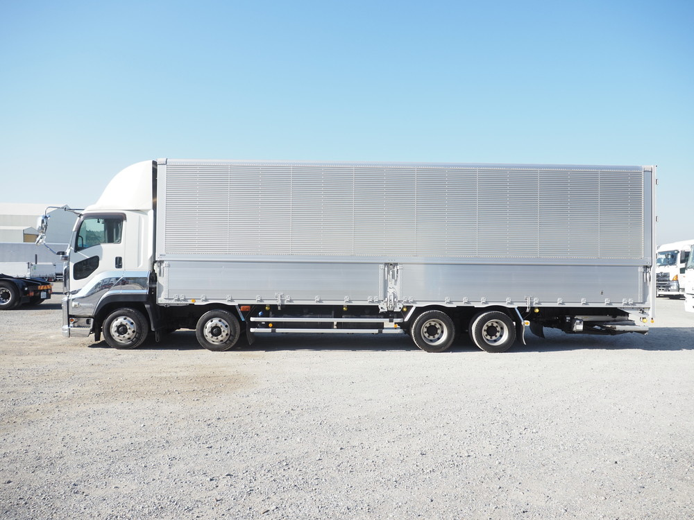 いすゞ ギガ ウイング車 大型 2PG-CYJ77C 年式 H29[写真14]