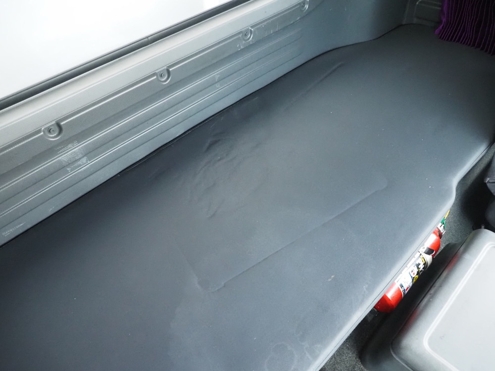 いすゞ フォワード ウイング車 中型 TKG-FRR90T2 年式 H27[写真40]