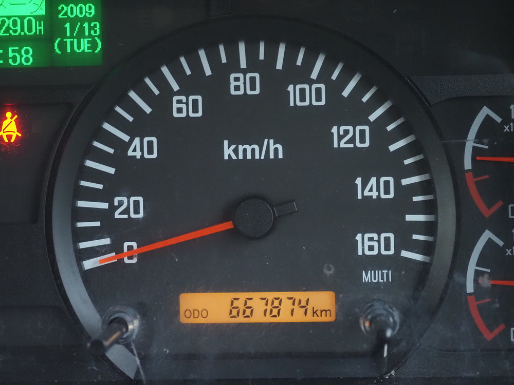 いすゞ フォワード ウイング車 中型 TKG-FRR90T2 年式 H27[写真42]