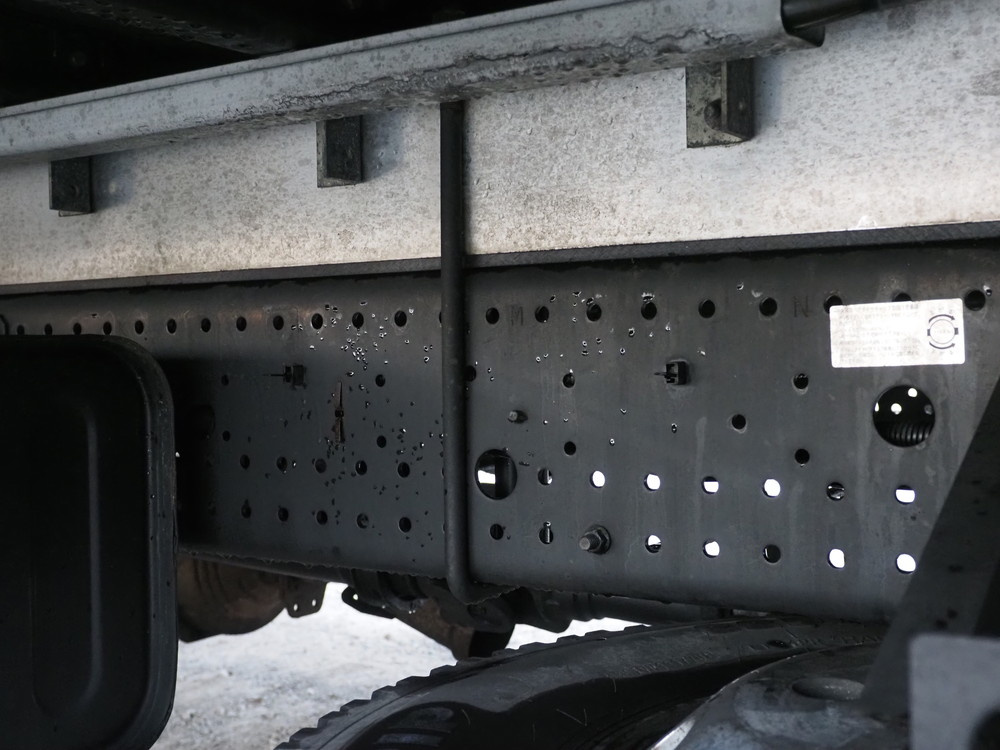 いすゞ フォワード ウイング車 中型 TKG-FRR90T2 年式 H27[写真46]