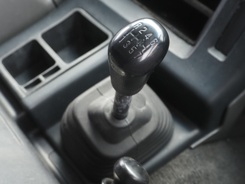 いすゞ ギガ ウイング車 大型 QKG-CYJ77A 年式 H26[写真34]