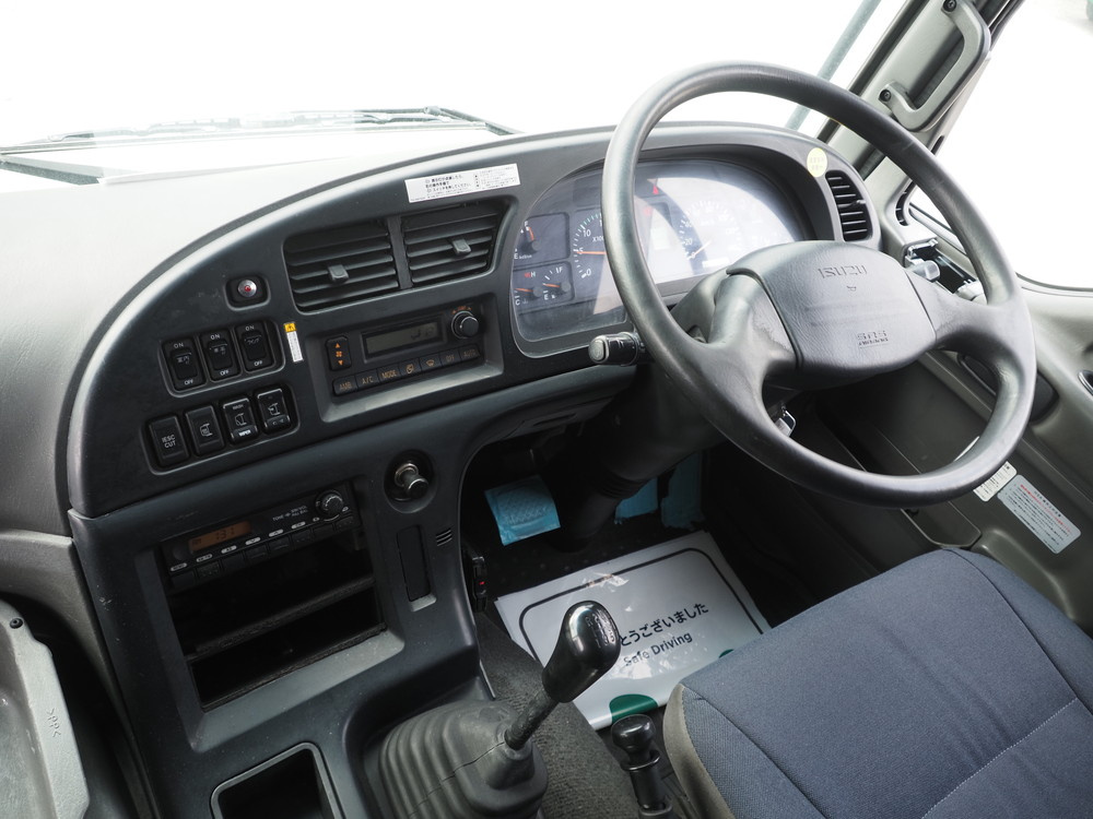 いすゞ ギガ ウイング車 大型 QKG-CYJ77A 年式 H26[写真33]