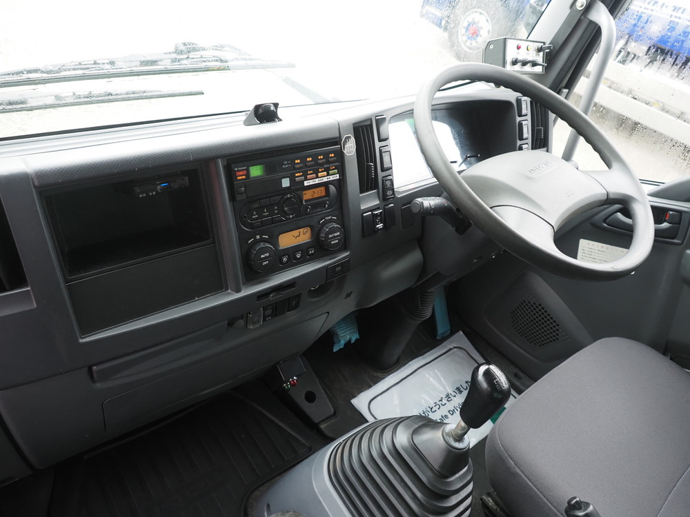 いすゞ フォワード パッカー 中型 TKG-FRR90S2 年式 H27[写真24]