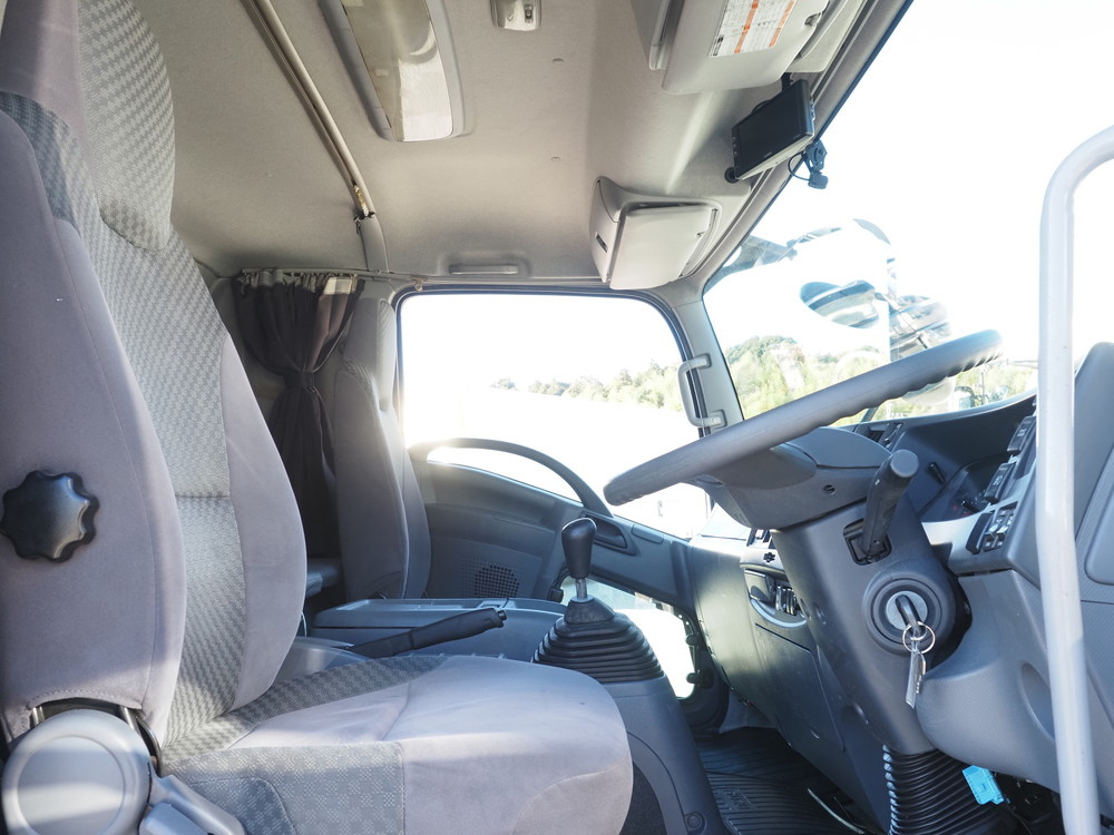 いすゞ フォワード ウイング車 中型 TKG-FRR90S2 年式 H28[写真31]