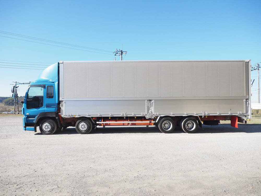 いすゞ ギガ ウイング車 大型 QKG-CYJ77A 年式 H25[写真14]