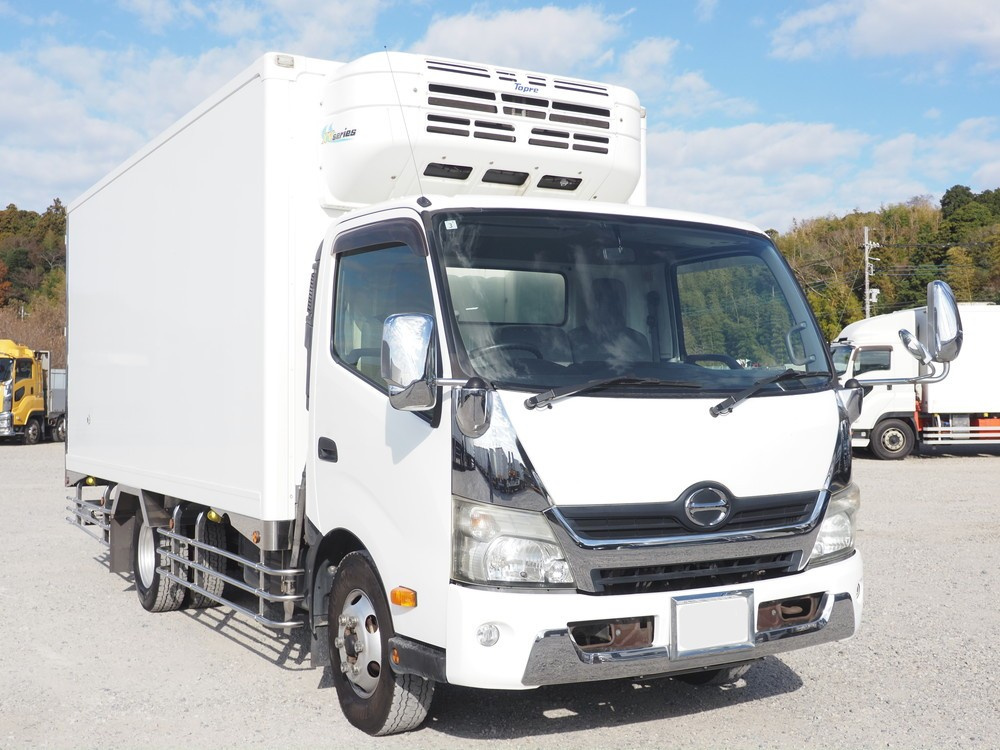 日野 デュトロ 冷凍バン 小型 TKG-XZU710M 年式 H26[写真03]