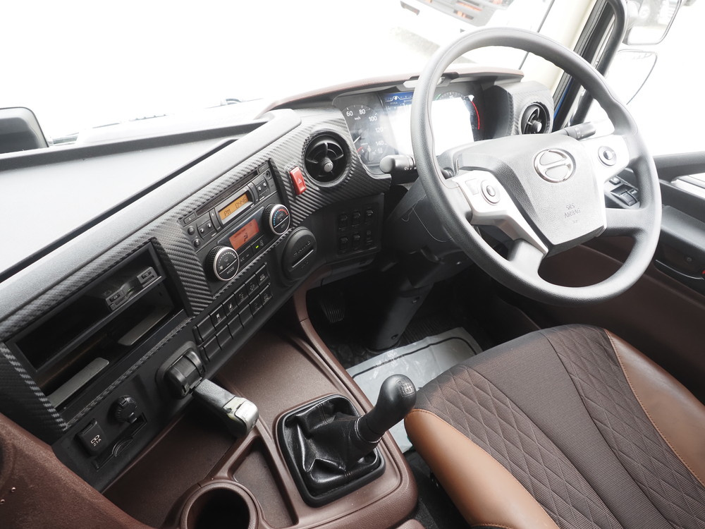 日野 プロフィア 平ボディ 大型 2KG-FH1AGA 年式 H29[写真24]
