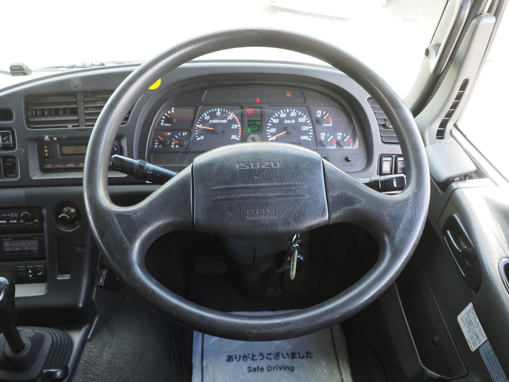 いすゞ ギガ 冷凍バン 大型 QKG-CYJ77A 年式 H27[写真26]