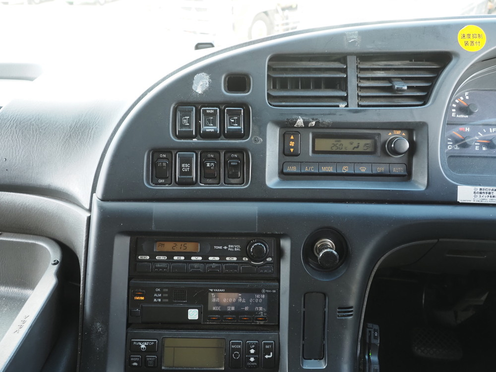 いすゞ ギガ 冷凍バン 大型 QKG-CYJ77A 年式 H27[写真29]