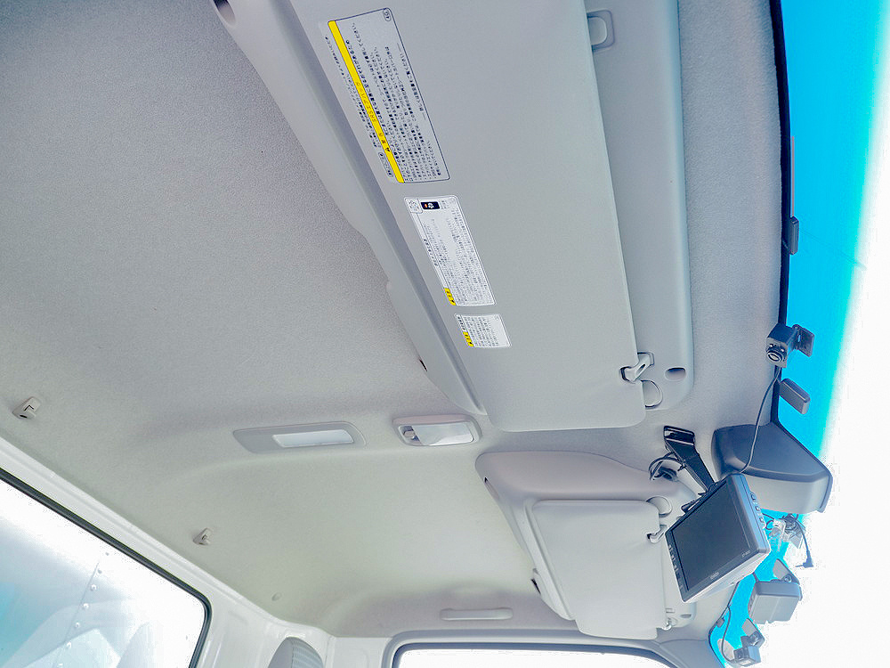 日野 デュトロ バン車 小型 2KG-XZU720M 年式 H30[写真28]