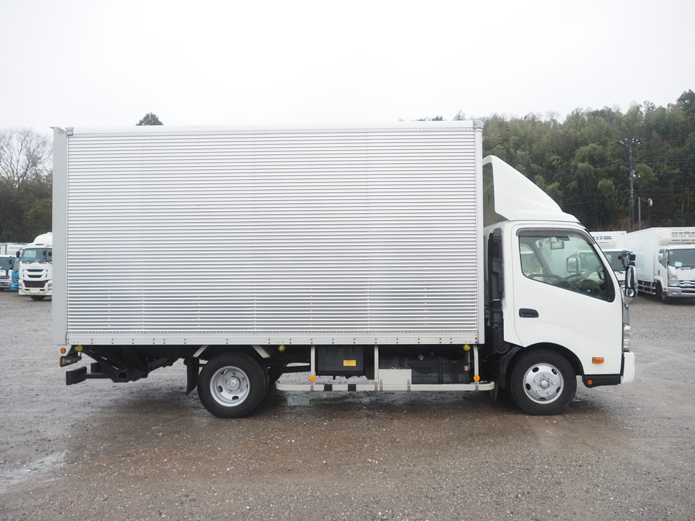 日野 デュトロ バン車 小型 TKG-XZU710M 年式 H30[写真09]