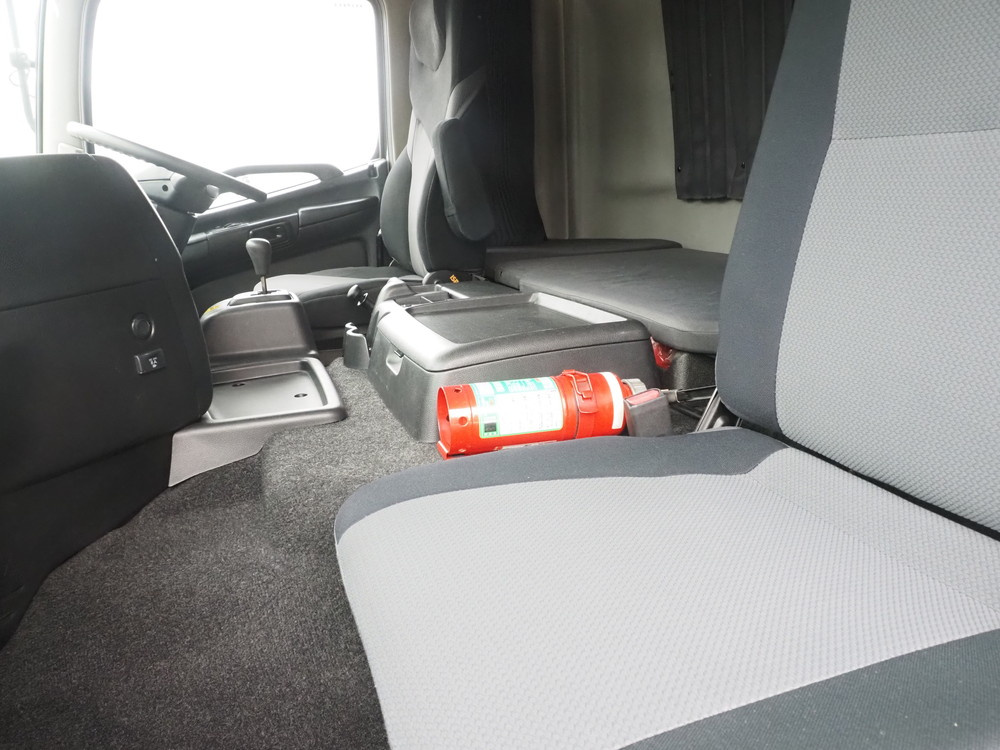 日野 プロフィア ウイング車 大型 QKG-FW1EXBG 年式 H24[写真40]