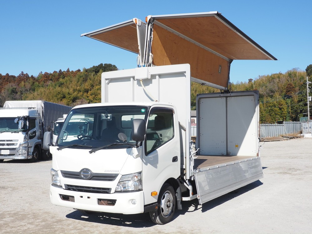 日野 デュトロ ウイング車 小型 TKG-XZU720M 年式 H27[写真02]