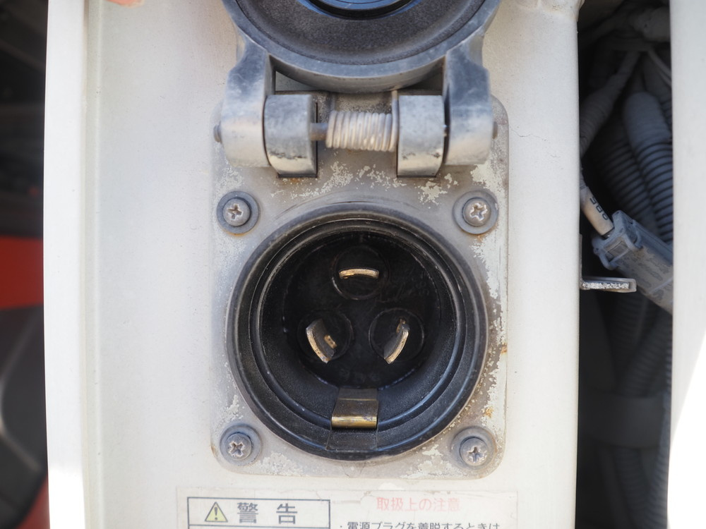 三菱ふそう スーパーグレート 冷凍ウイング 大型 BDG-FS55JZ 年式 H22[写真27]