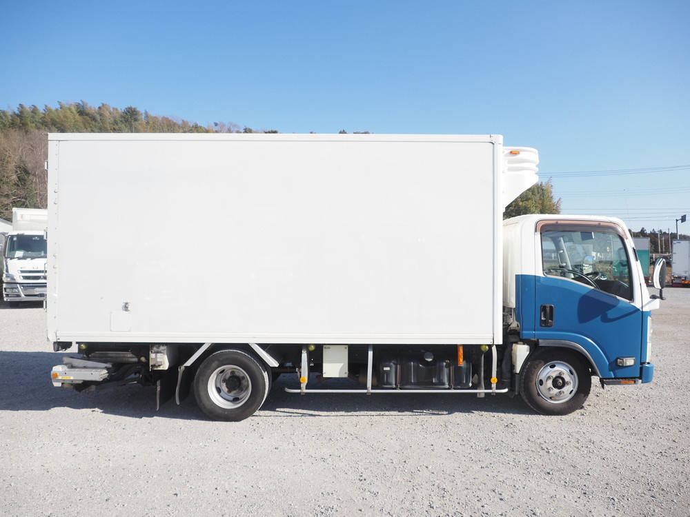 いすゞ エルフ 冷凍バン 小型 TKG-NMR85AN 年式 H26[写真07]