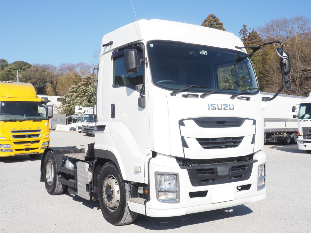 いすゞ ギガ トラクタ 大型 QKG-EXD52BD 年式 H30[写真04]