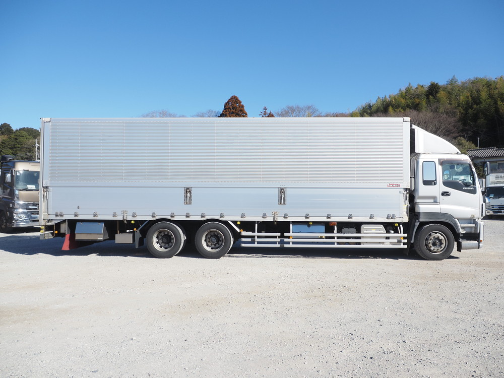 いすゞ ギガ ウイング車 大型 QKG-CYL77A 年式 H27[写真08]