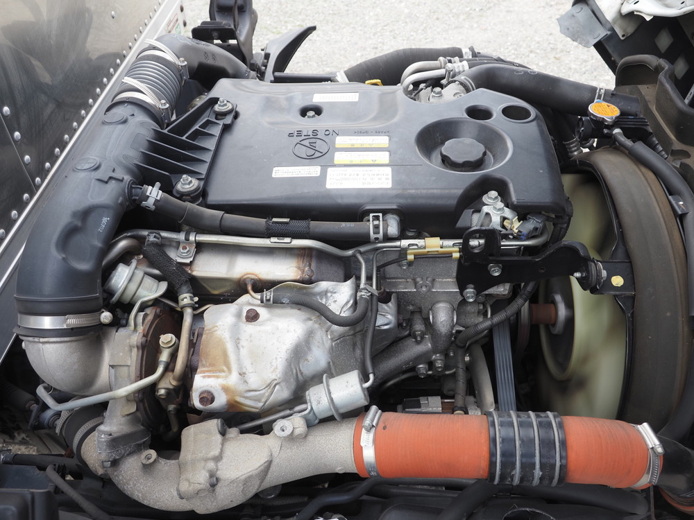 いすゞ エルフ バン車 小型 TRG-NLR85AN 年式 H30[写真33]