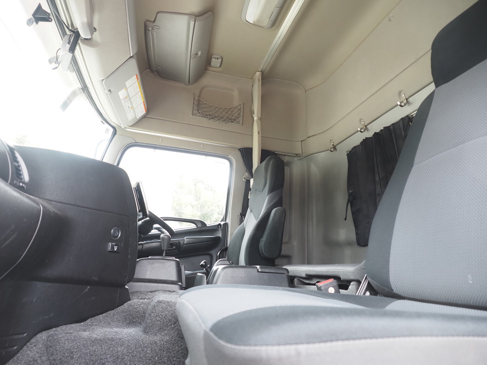 日野 プロフィア ウイング車 大型 QPG-FR1EXEJ 年式 H28[写真43]