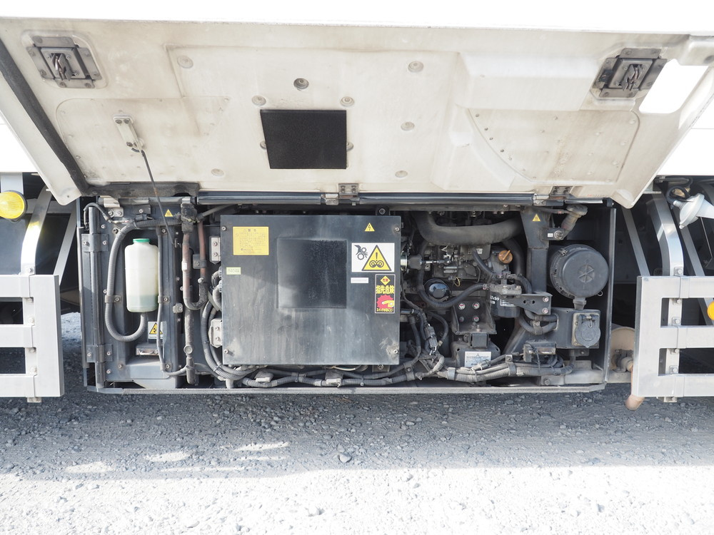 いすゞ ギガ 冷凍バン 大型 QKG-CYJ77AA 年式 H27[写真14]