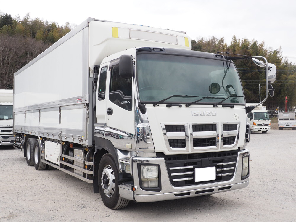 いすゞ ギガ 冷凍ウイング 大型 QKG-CYL77A 年式 H27[写真04]