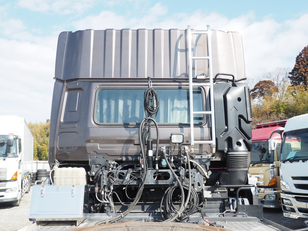 UDトラックス クオン トラクタ 大型 2RG-GK5DAB 年式 R5[写真20]