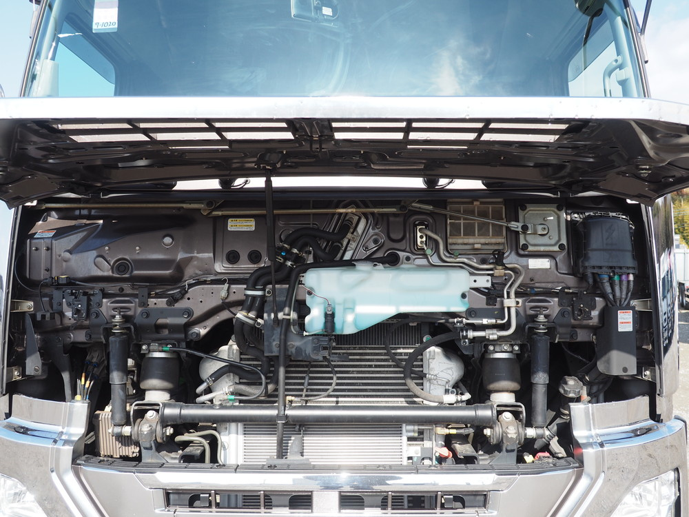 UDトラックス クオン トラクタ 大型 2RG-GK5DAB 年式 R5[写真41]