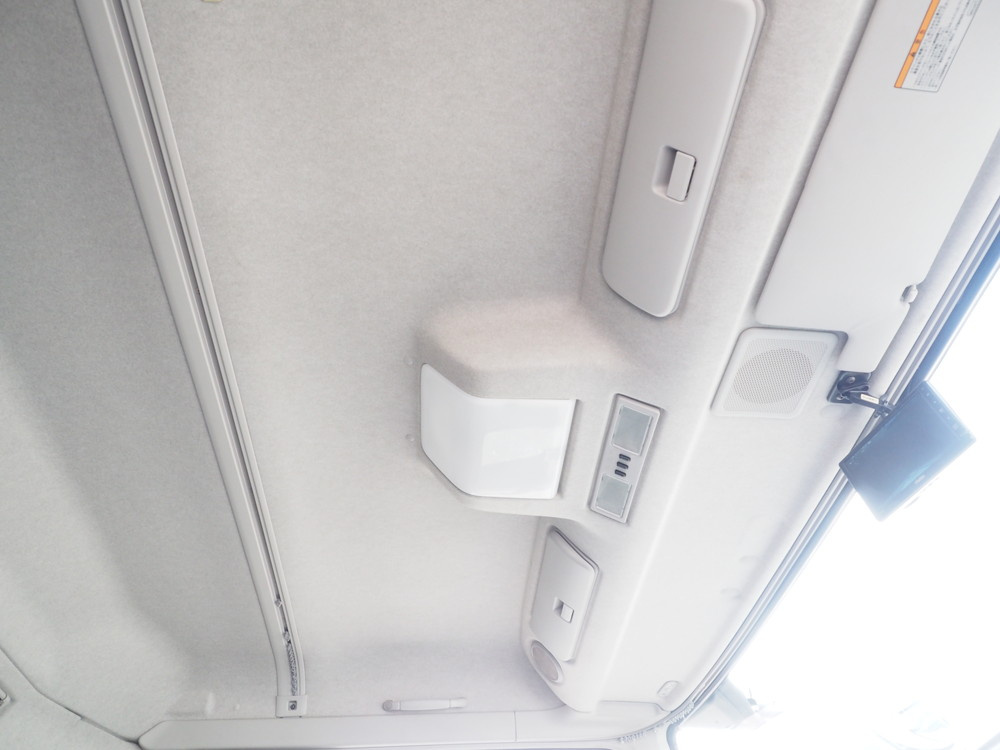 三菱ふそう スーパーグレート ウイング車 大型 QPG-FS64VZ 年式 H27[写真39]